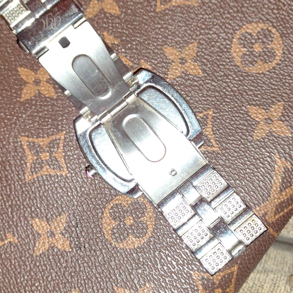 Paris Hilton Silver Chocolate Series Watch - Picture 3 of 3